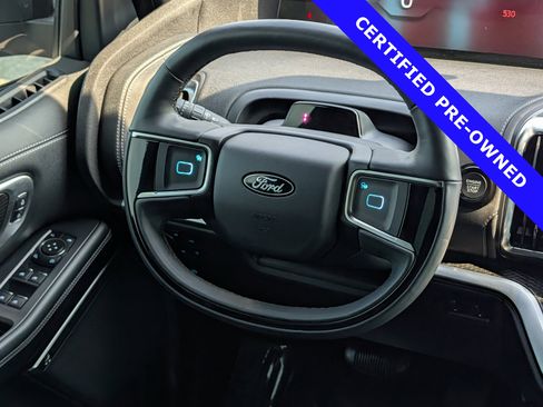 Certified 2025 Ford Expedition Max Platinum w/ Stealth Performance Package AWD/4WD image 20