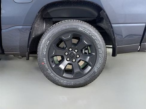 New 2026 RAM 1500 Express AWD/4WD image 28