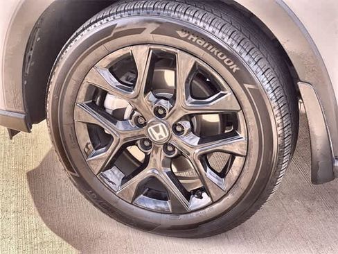Certified 2024 Honda HR-V Sport image 9