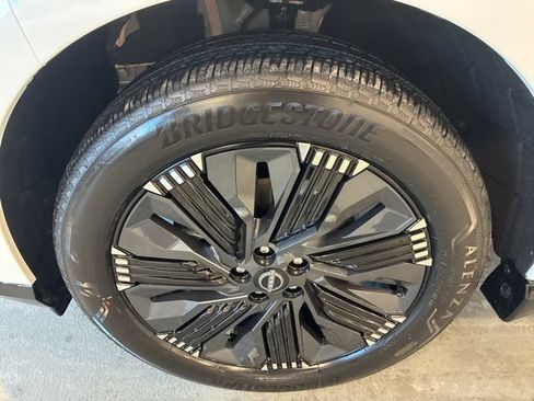 New 2026 Nissan Murano Platinum w/ Technology Package AWD/4WD image 29
