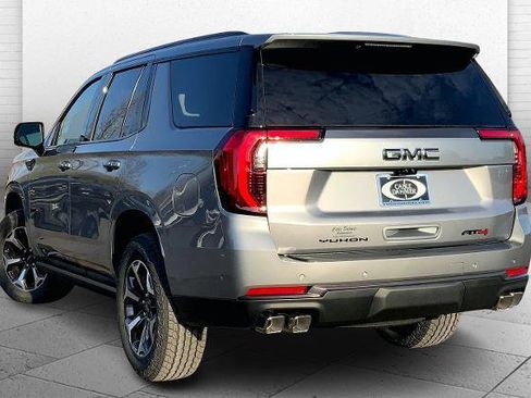 New 2026 GMC Yukon AT4 Ultimate AWD/4WD image 8