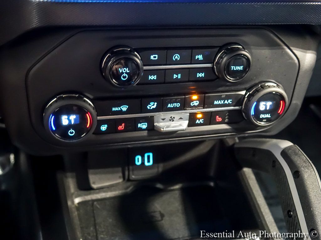 Used 2023 Ford Bronco Outer Banks AWD/4WD image 16