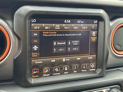 Used 2022 Jeep Gladiator Mojave w/ LED Lighting Group AWD/4WD image 42