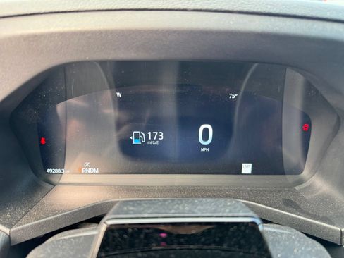 Used 2025 Ford Explorer ST AWD/4WD image 16