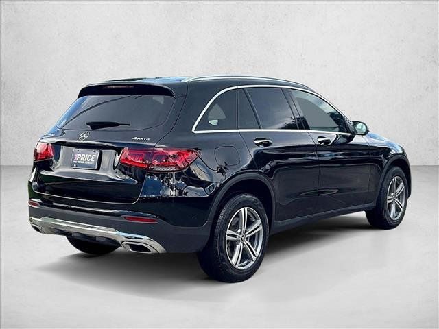 Used 2022 Mercedes-Benz GLC 300 4MATIC image 2