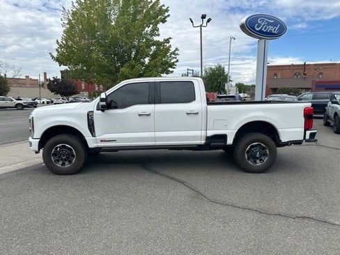 Used 2024 Ford F350 Platinum w/ Tremor Off-Road Package AWD/4WD image 6