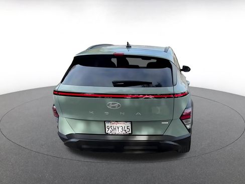 Used 2025 Hyundai Kona SEL image 14