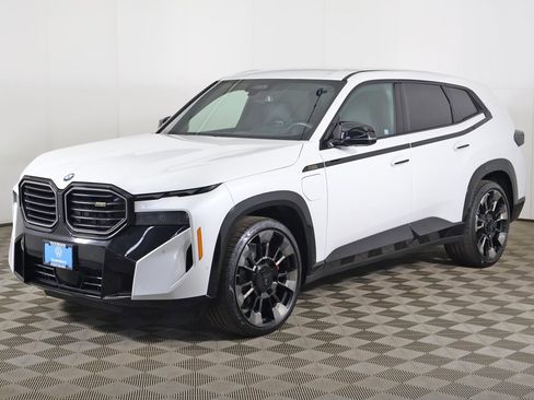 Used 2024 BMW XM image 12
