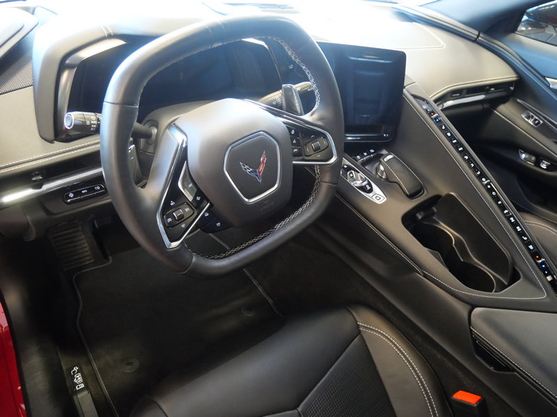 Used 2024 Chevrolet Corvette Stingray Preferred Conv w/ Z51 Performance Package RWD image 8