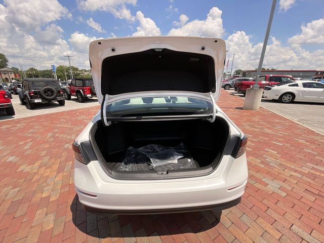 Certified 2024 Honda Accord EX image 28
