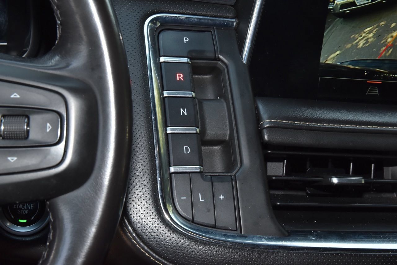 Used 2023 GMC Yukon XL SLT RWD image 30