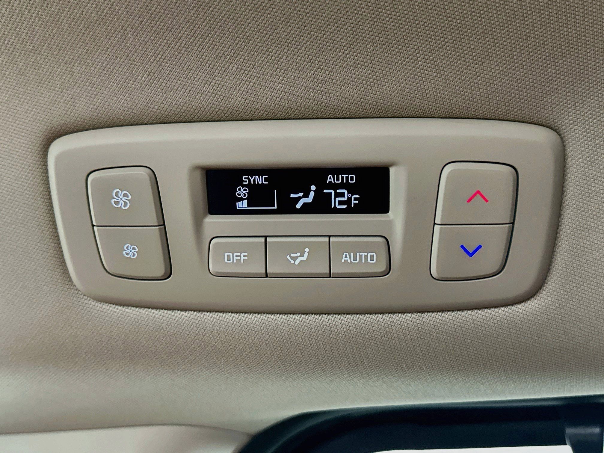 Certified 2026 Kia Carnival SX FWD image 26