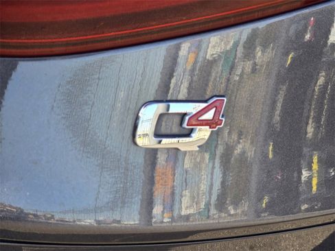 Used 2023 Alfa Romeo Stelvio Ti image 9