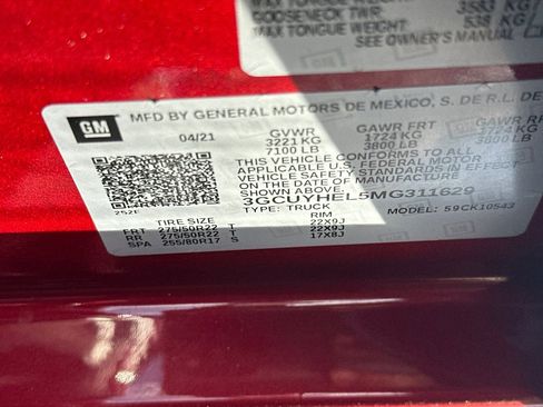 Used 2021 Chevrolet Silverado 1500 High Country w/ Technology Package image 26