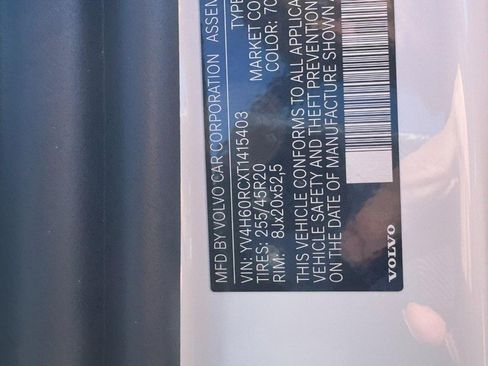 New 2026 Volvo XC60 T8 Plus w/ Protection Package Premier image 16