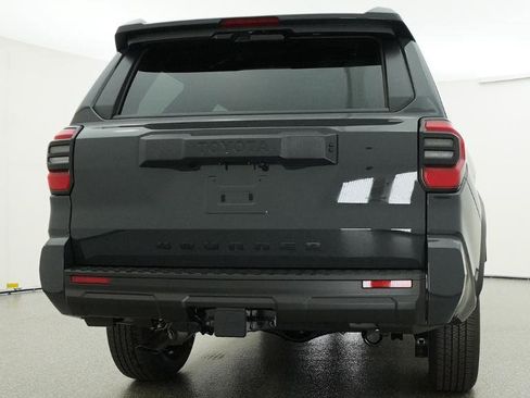 New 2026 Toyota 4Runner SR5 RWD image 29