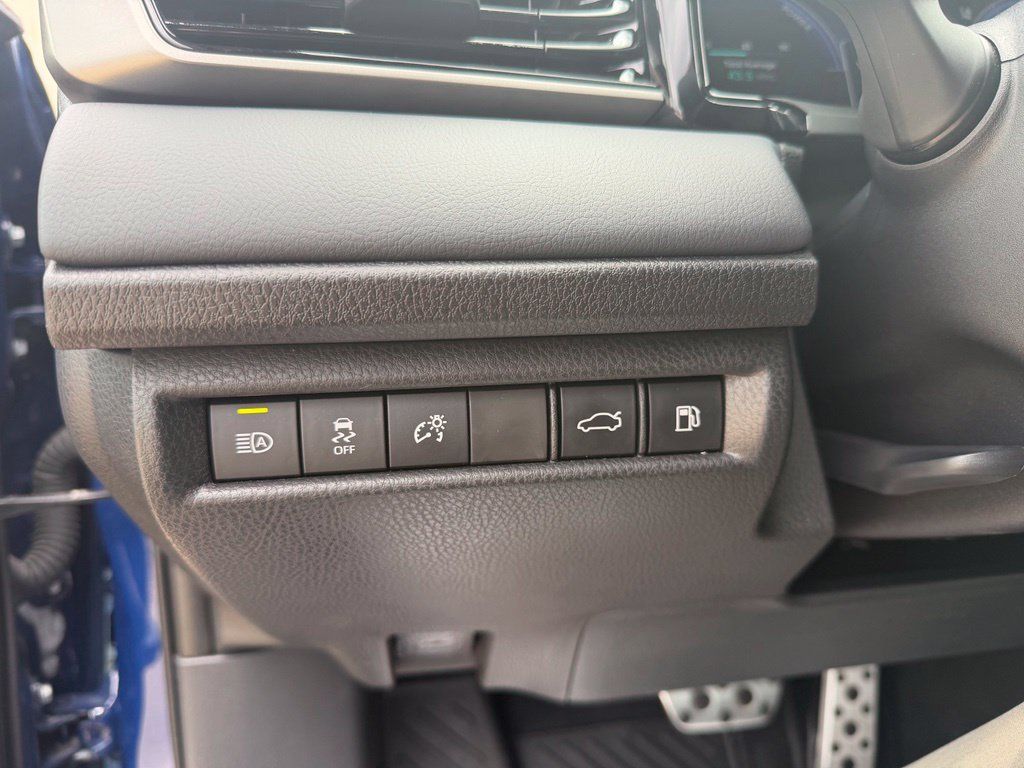 Certified 2025 Toyota Camry XSE FWD image 11