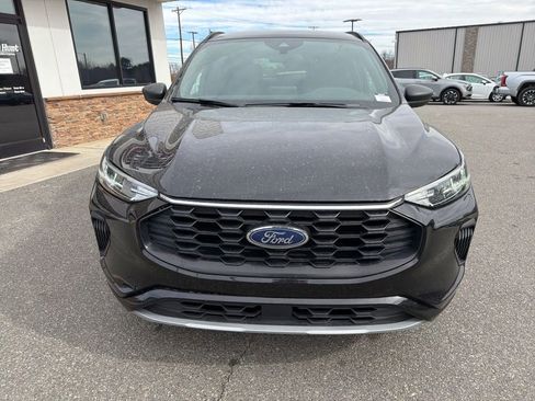 Used 2024 Ford Escape ST-Line image 10