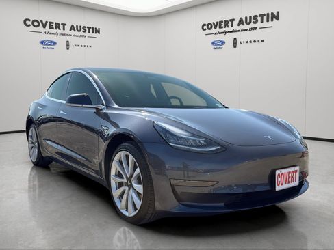 Used 2019 Tesla Model 3 Standard Range Plus RWD image 5