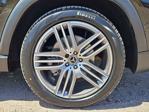 Used 2022 Mercedes-Benz GLS 450 4MATIC image 13