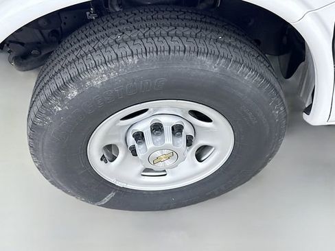 New 2025 Chevrolet Express 3500 w/ Power Convenience Package image 27