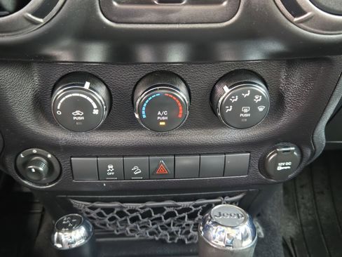 Used 2016 Jeep Wrangler Unlimited Sport w/ Quick Order Package 24S image 17