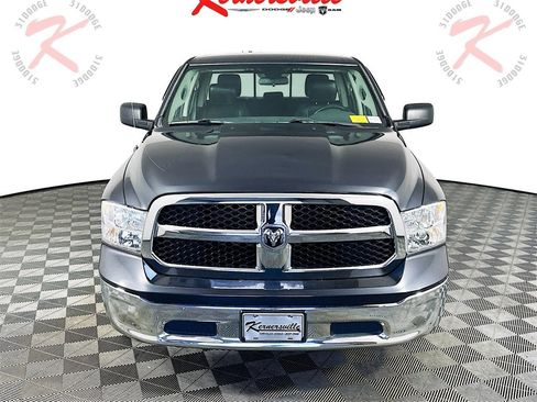Used 2017 RAM 1500 Classic SLT image 2