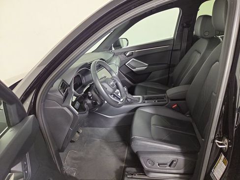 Used 2025 Audi Q3 2.0T Premium AWD/4WD image 11