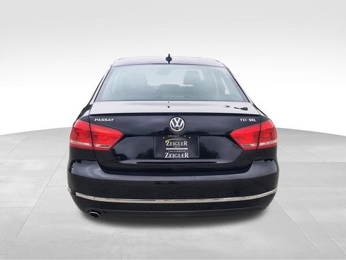 Used 2015 Volkswagen Passat TDI SEL Premium FWD image 9
