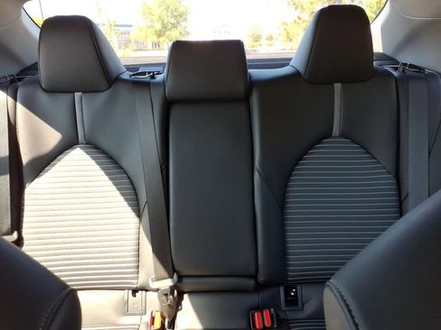 Used 2023 Toyota Camry SE FWD image 16