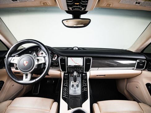 Certified 2015 Porsche Panamera GTS AWD/4WD image 25