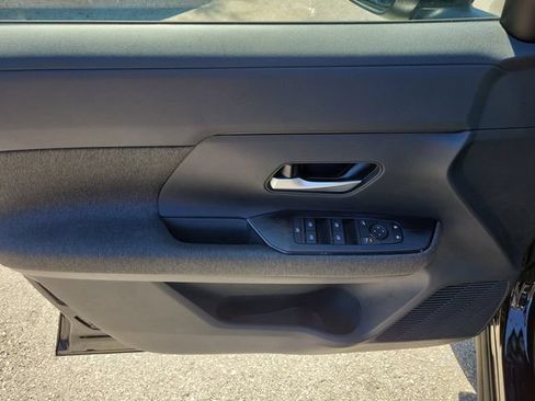 New 2026 Nissan Kicks SV w/ Cold Weather Package FWD image 16