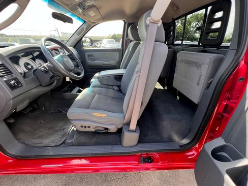 Used 2005 Dodge Dakota SLT image 17