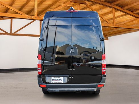 Used 2017 Mercedes-Benz Sprinter 3500 image 5