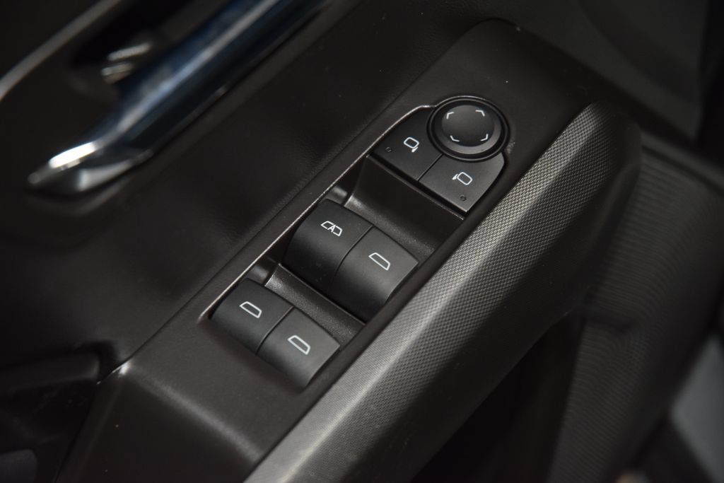 Used 2024 Chevrolet Colorado LT w/ LT Convenience Package III AWD/4WD image 49