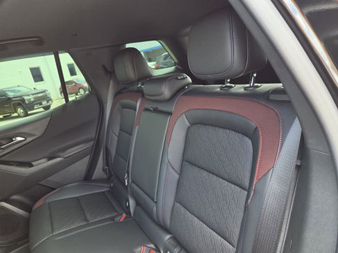 Used 2026 Chevrolet Equinox RS w/ Convenience Package III FWD image 27