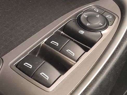 Used 2025 Chevrolet Malibu RS FWD image 27