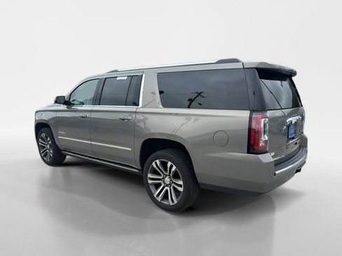 Used 2019 GMC Yukon XL Denali w/ Denali Ultimate Package RWD image 3