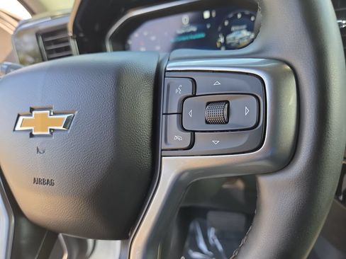 Used 2023 Chevrolet Silverado 1500 LT AWD/4WD image 12