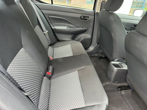 Used 2024 Nissan Versa S FWD image 29