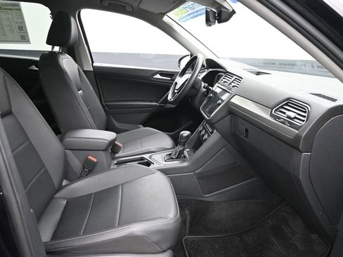 Used 2020 Volkswagen Tiguan SEL image 7