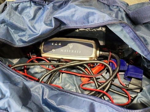 Used 2013 Maserati GranTurismo Sport image 33