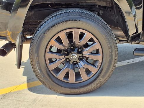 Certified 2023 Toyota Tacoma Limited w/ Nightshade Package image 6