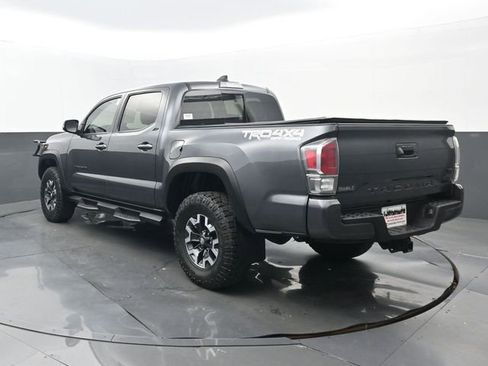 Used 2023 Toyota Tacoma TRD Off-Road w/ TRD Premium Off Road Package AWD/4WD image 3
