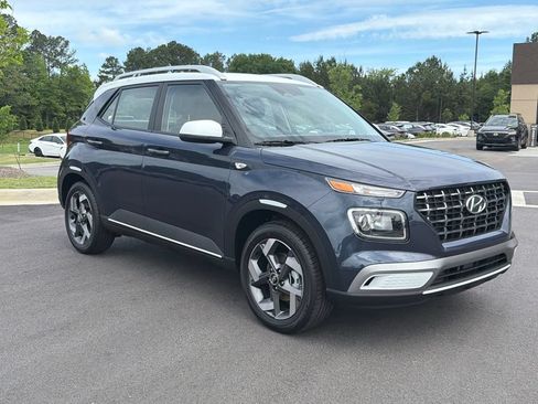 New 2026 Hyundai Venue SEL FWD image 8