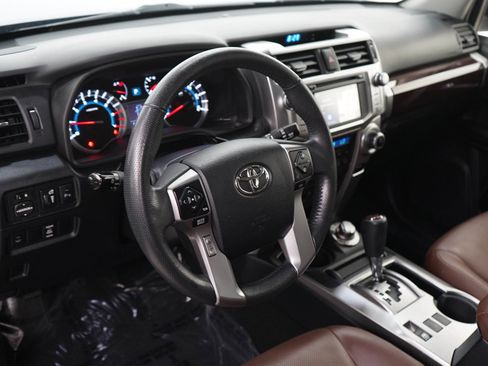 Used 2019 Toyota 4Runner Limited AWD/4WD image 20