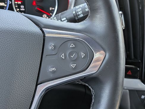 Certified 2023 Chevrolet Traverse Premier FWD image 38