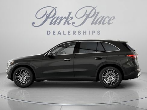 Certified 2026 Mercedes-Benz GLC 300 4MATIC image 8