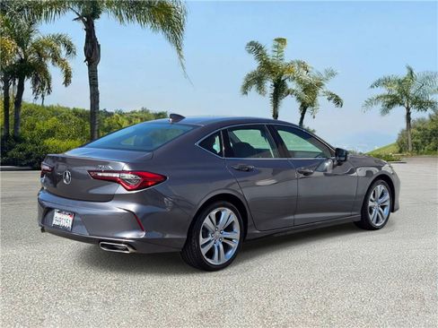 Used 2023 Acura TLX w/ Technology Package FWD image 4