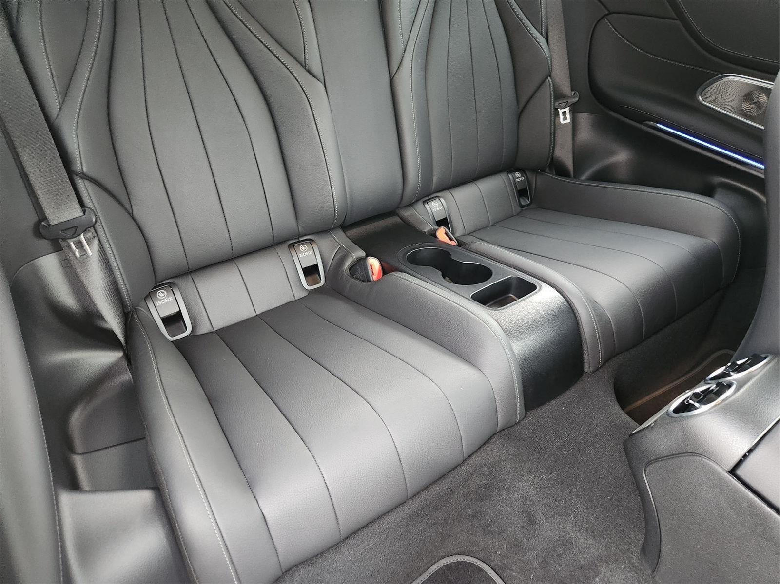 Used 2024 Mercedes-Benz CLE 300 4MATIC Coupe image 31